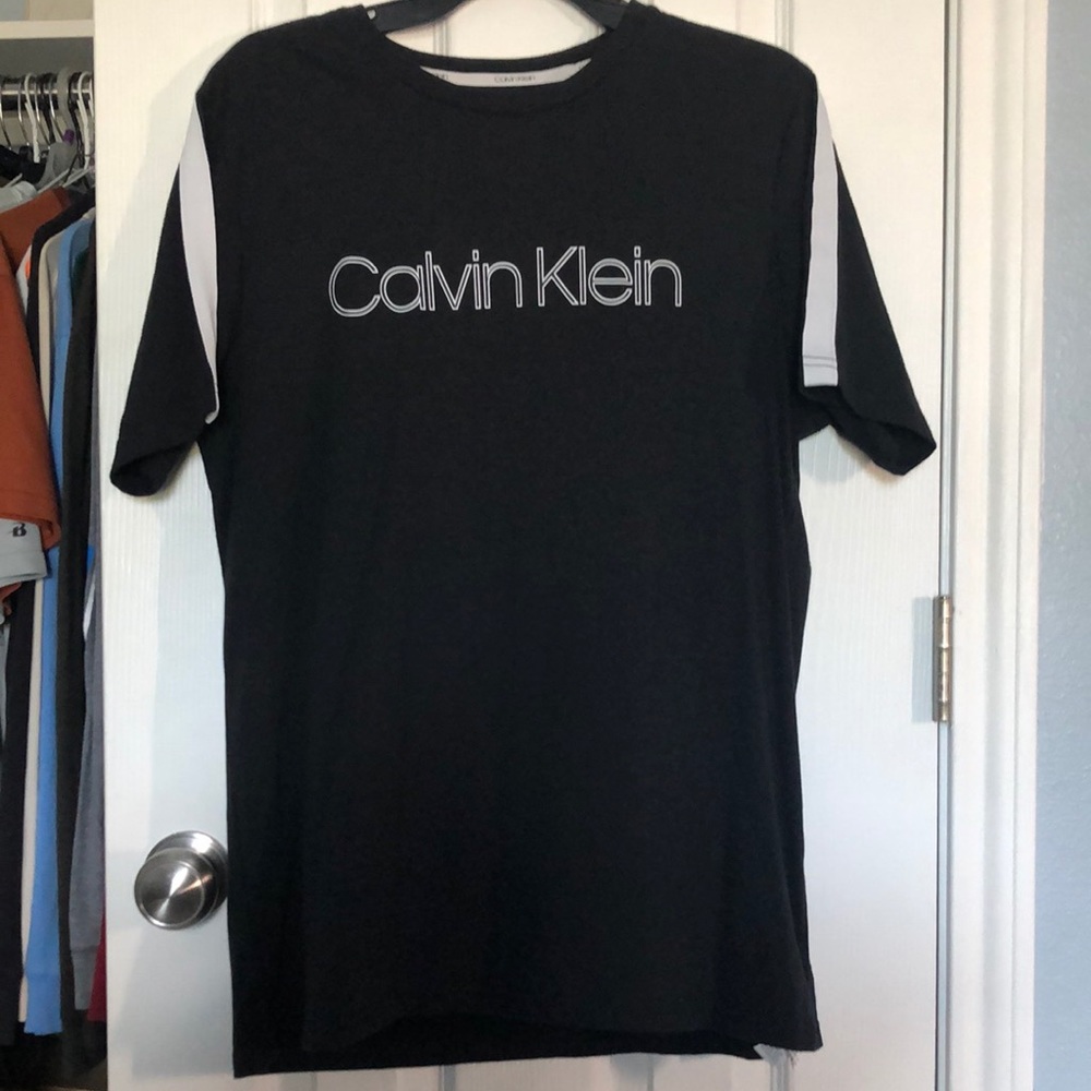 Calvin Klein Tee